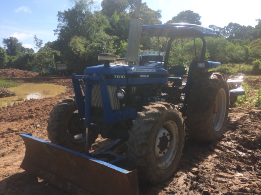 รถไถ FORD 7610S 4 สูบ รถไถ FORD 7610S 4 สูบ