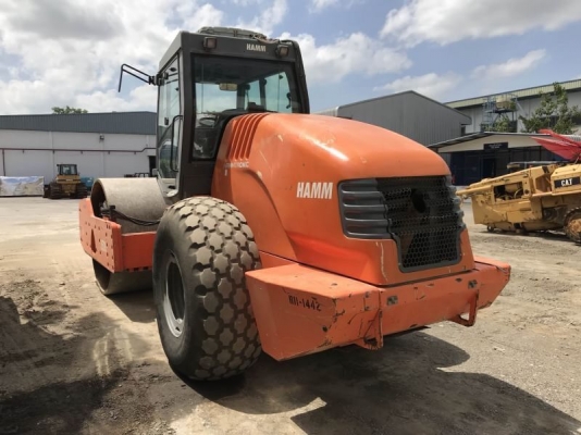 รถบด 19ตัน HAMM : 3520HT ปี2004 เก๋งแอร์ ตรงจากยุโรปครับ รถบด 19ตัน HAMM : 3520HT ปี2004 เก๋งแอร์ ตรงจากยุโรปครับ
