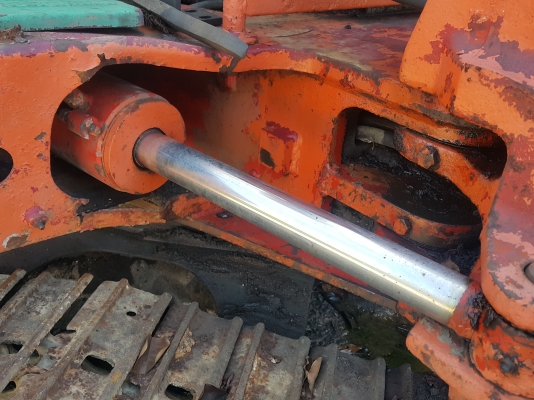 กระบอกบูม อาร์ม รถแบคโฮ IHI IS30 ของเก่านอกนำเข้า สภาพดี พร้อมใช้