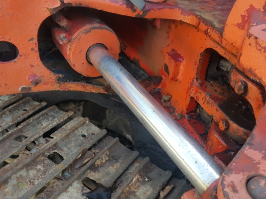 กระบอกบูม อาร์ม รถแบคโฮ IHI IS30 ของเก่านอกนำเข้า สภาพดี พร้อมใช้
