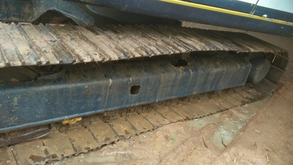 ขายรถขุดแบ็คโคSK120-3มาร์คทรี ไฟฟ้าครบ เอกสารอินวอยซ์ ปั๊มแห้ง