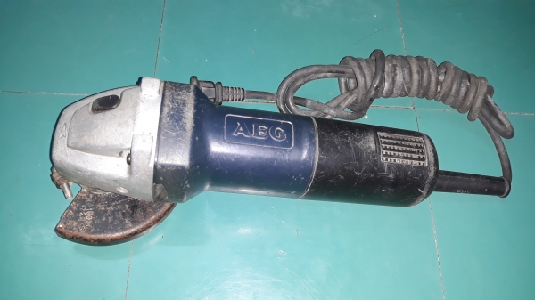 ขายหินเจียร์ AEG MADE IN GERMANY.มือสองสภาพดีไม่มีที่ถอดใบ ขายหินเจียร์ AEG MADE IN GERMANY.มือสองสภาพดีไม่มีที่ถอดใบ