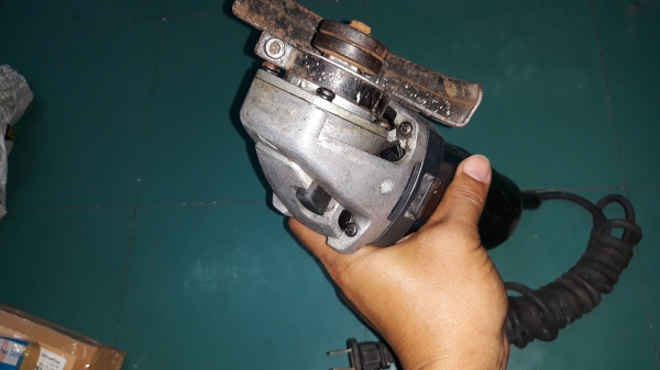 ขายหินเจียร์ AEG MADE IN GERMANY.มือสองสภาพดีไม่มีที่ถอดใบ ขายหินเจียร์ AEG MADE IN GERMANY.มือสองสภาพดีไม่มีที่ถอดใบ