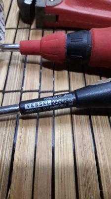 ขายไขควงแพ็คคู่2ด้าม VESSEL MADE IN JAPAN.สวยๆ ขายไขควงแพ็คคู่2ด้าม VESSEL MADE IN JAPAN.สวยๆ