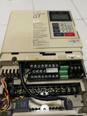 เวอร์เตอร์ปรับรอบมอเตอร์ 7.5แรงใช้ไฟบ้านได้ ไฟเข้า220v1เฟส ออก220v3เฟส เวอร์เตอร์ปรับรอบมอเตอร์ 7.5แรงใช้ไฟบ้านได้ ไฟเข้า220v1เฟส ออก220v3เฟส