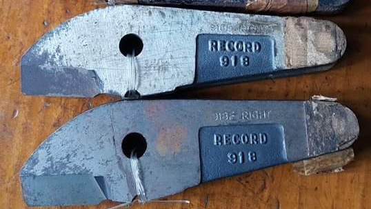 ขายปากกรรไกรขนาด18" RECORD MADE IN ENGLAND.ใหม่เก่าเก็บ ขายปากกรรไกรขนาด18" RECORD MADE IN ENGLAND.ใหม่เก่าเก็บ