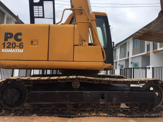 รถแบคโฮ KOMATSU รุ่น PC 120-6