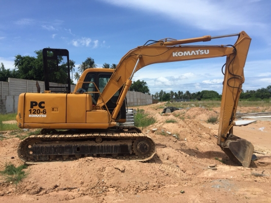 รถแบคโฮ KOMATSU รุ่น PC 120-6