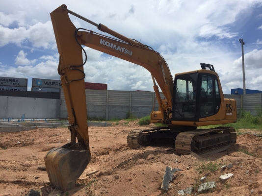 รถแบคโฮ KOMATSU รุ่น PC 120-6