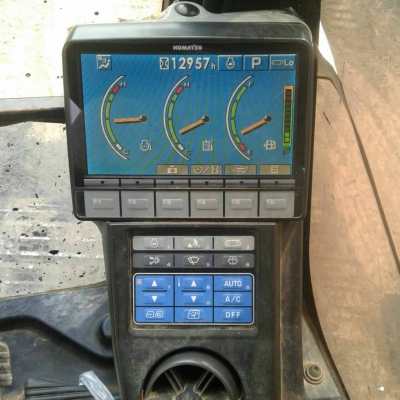 ขาย!! >>> Komatsu Pc200 รุ่น 8 รถพร้อมลุยงาน <<< เบอร์ติดต่อ 098-7155789 086-4631102