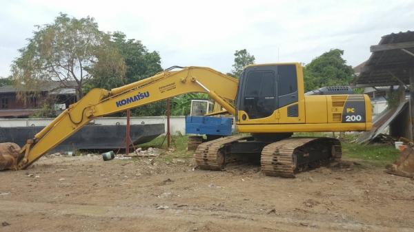 ขาย!! >>> Komatsu Pc200 รุ่น 8 รถพร้อมลุยงาน <<< เบอร์ติดต่อ 098-7155789 086-4631102