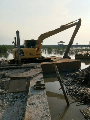 ขาย!! >>> Komatsu Pc130 รุ่น 8 บูมอาร์มยาว รถพร้อมลุยงาน <<< เบอร์ติดต่อ 098-7155789 086-4631102