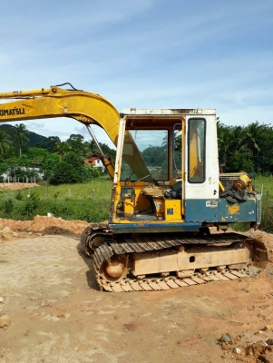 มี VDO ให้ชม.KOMATSU PC60-5 ราคา 180000