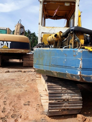 มี VDO ให้ชม.KOMATSU PC60-5 ราคา 180000