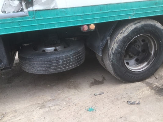 ISUZU ROCKY 6ล้อ FTR(195แท้) ตู้บรรทุกมแร์เตอร์ไซด์ ยาว 7.2เมตร (มีลิฟต์ท้าย) เครื่องดี ยางดี ครัทซีสวย ตามสภาพ ขาย 490,000 บาท ศุภากร 081-4252943 , 089-5367218 ISUZU ROCKY 6ล้อ FTR(195แท้) ตู้บรรทุกมแร์เตอร์ไซด์ ยาว 7.2เมตร (มีลิฟต์ท้าย) เครื่องดี ยางดี ครัทซีสวย ตามสภาพ ขาย 490,000 บาท ศุภากร 081-4252943 , 089-5367218