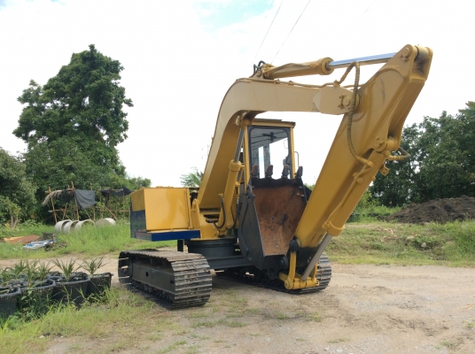 ขายแบคโฮ KOMATSU PC60-3