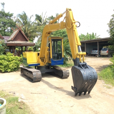 ขายแบคโฮ KOMATSU PC60-3 ขายแบคโฮ KOMATSU PC60-3