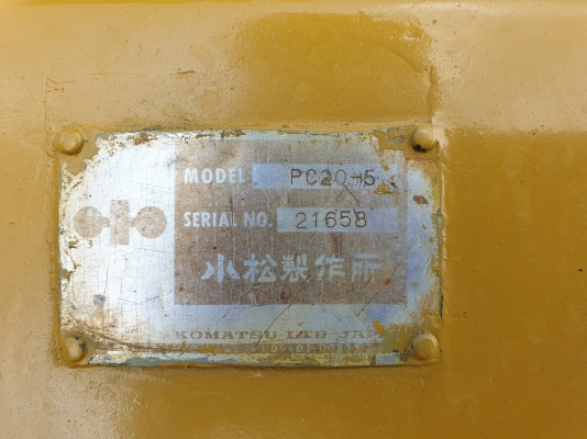 ขายรถแบคโฮเล็ก KOMATSU PC20-5