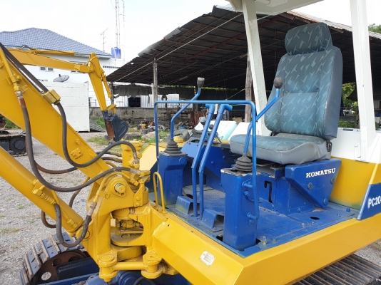 ขายรถแบคโฮเล็ก KOMATSU PC20-5