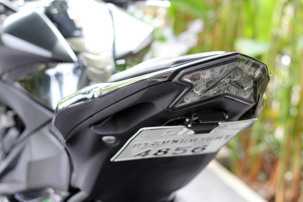 Z800 ปี 2014 รถสวย พร้อมของแต่ง Z800 ปี 2014 รถสวย พร้อมของแต่ง