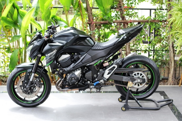 Z800 ปี 2014 รถสวย พร้อมของแต่ง Z800 ปี 2014 รถสวย พร้อมของแต่ง