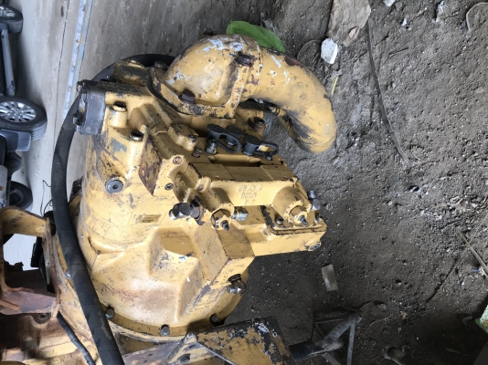 ขายปั้มท้ายเครื่อง CAT330B Z10 ขายปั้มท้ายเครื่อง CAT330B Z10