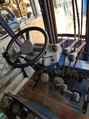 รถโฟล์คลิฟเก่านอก