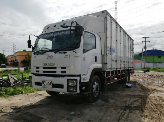 ขาย Isuzu FTR 240 ปี 54 หกล้อตู้สิบบาน ขนาดภายใน ยาว 7.65 กว้าง 2.38 สูง 2.60  ราคา 1,290,000 บาท