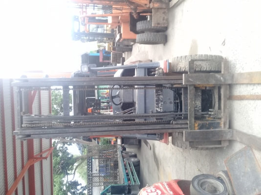 ขายโฟล์คลิฟท์ toyota 3FD ราคาถูกๆ