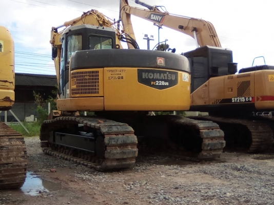 ขายแบคโฮ KOMATSU PC228
