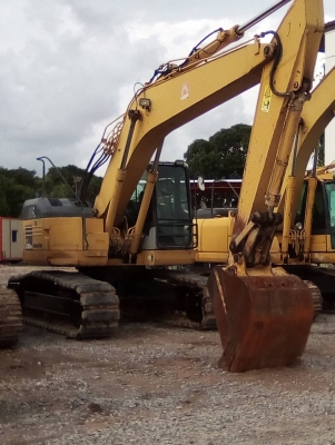 ขายแบคโฮ KOMATSU PC228