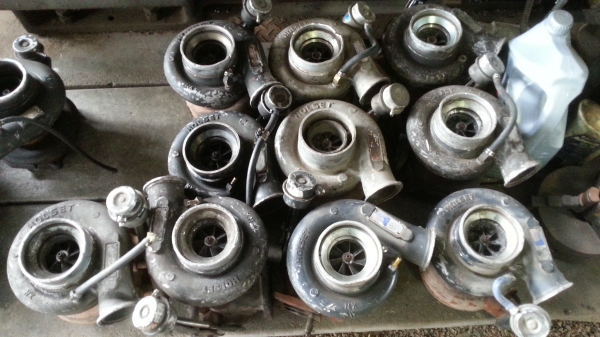 ขาย เทอร์โบ Cummins เก่า ญี่ปุ่น ยกกอง 10 ลูก 70,000