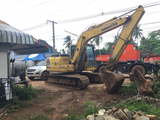 มี VDO ให้ชม. KOMATSU PC130-8 ไมล์ 7804 ชม.เอกสารชุดจดทะเบียน ราคา 1300000 มี VDO ให้ชม. KOMATSU PC130-8 ไมล์ 7804 ชม.เอกสารชุดจดทะเบียน ราคา 1300000