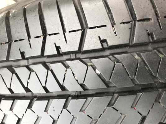 ล้อ isuzu 1.9 ขอบ 18 พร้อมยางบิสโตนปี 17