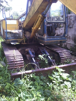 ขายรถแบคโฮ KOBELCO SK60-/// ระบบไฟเต็ม เอกสารเล่ม มีใบมีดดันหน้า ราคา 450000