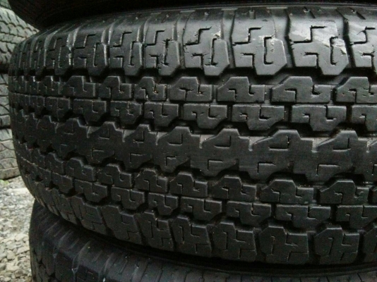 ขายยาง245/70R16 บริดจสโตน ปี11 ดอกเต็มไม่ปะ ชุดละ 1600 บาท