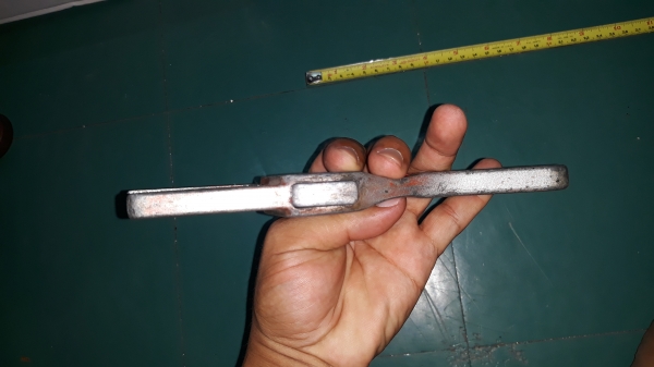 ขายประแจปากขยาย
