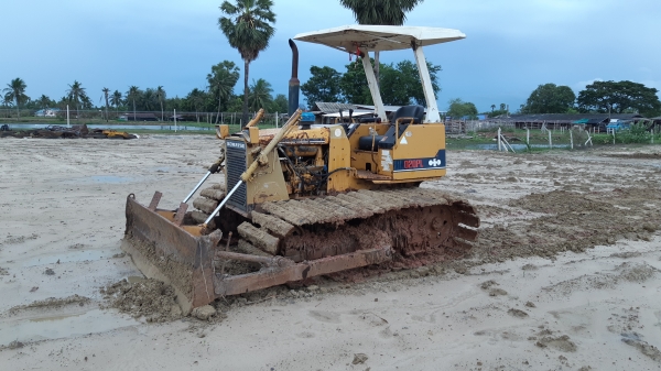 ขายD20รุ่น6PLแทรก70เชนรถพร้อมทำงาน