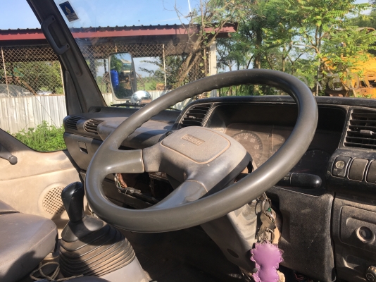 ISUZU NKR 130ปี50