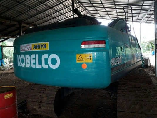 รถแมคโค  SK. 200-8