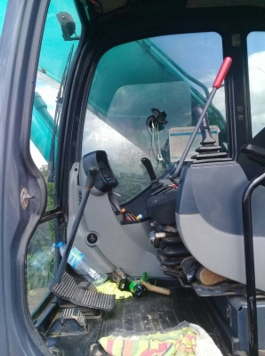 รถแมคโค SK. รุ่น8. Super. Xm มีเล่มทะเบียนปี 2016 รถแมคโค SK. รุ่น8. Super. Xm มีเล่มทะเบียนปี 2016