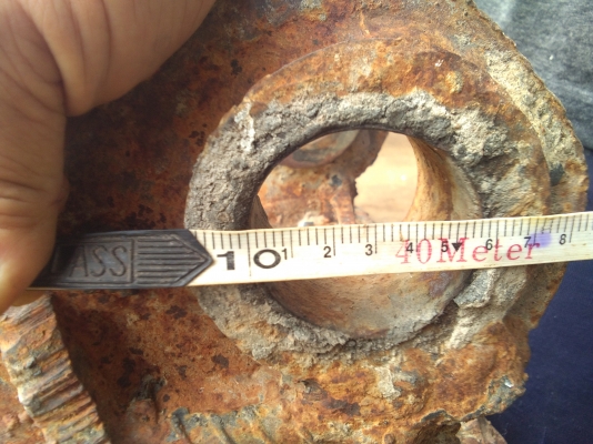 ขาย. บุ้งกี้ใส่.  แมคโค  PC. 60-75