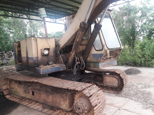 ขายรถแบคโฮ KOMATSU PC120-2 โซ่ปานกลางเอวแน่นเครื่องดีปั้มดี