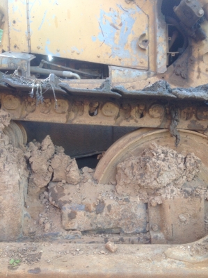 รถแทรคเตอร์ ยี่ห้อ Caterpillar รุ่น D7G เครื่องสตาทติด ขับได้ ขายตามสภาพ