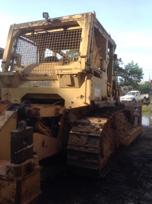 รถแทรคเตอร์ ยี่ห้อ Caterpillar รุ่น D7G เครื่องสตาทติด ขับได้ ขายตามสภาพ