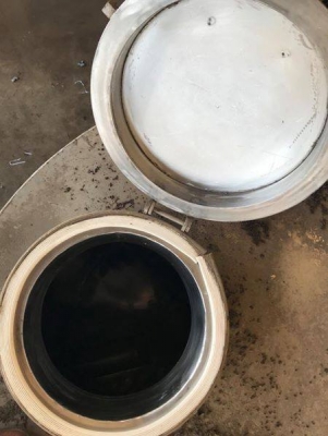 ถังสแตนเลส ความจุ 1,500 ลิตร ขนาด กว้าง 1.30 เมตร สูง 1.20 เมตร ไม่รวมขา เหลือ 1 ใบค่ะ ถังสแตนเลส ความจุ 1,500 ลิตร ขนาด กว้าง 1.30 เมตร สูง 1.20 เมตร ไม่รวมขา เหลือ 1 ใบค่ะ