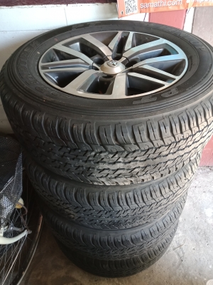 ขายล้อแม็กพร้อมยาง 265/60R18 ขายล้อแม็กพร้อมยาง 265/60R18