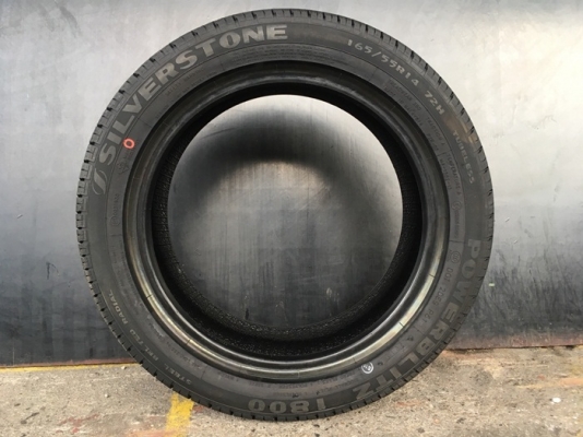 SILVERSTONE Powerblitz 1800 165/55R14 ราคาเส้นละ 1,900 บาท SILVERSTONE Powerblitz 1800 165/55R14 ราคาเส้นละ 1,900 บาท