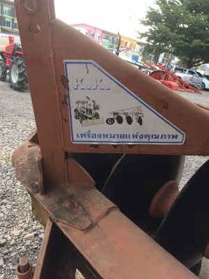 จาน7*26 ยี่ห้อkk เก่าเก็บยังไม่เคยใช้งาน   ราคา 30,000 บาท และจาน6*26 ยี่ห้อCMT  ราคา 28,000 บาท