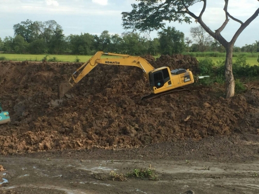 Komatsu 200-8ใช้งาน12543ช.ม เอวแน่น ช่วงล่างดี พร้อมใช้งาน